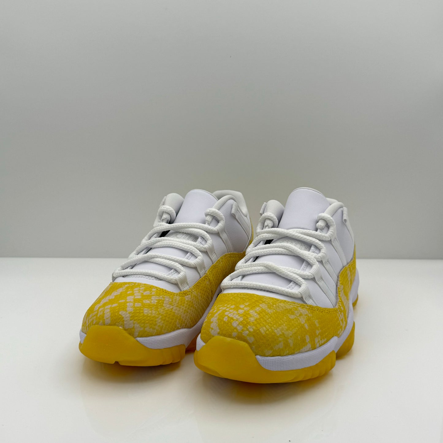 Jordan 11 Retro Low Yellow Snakeskin