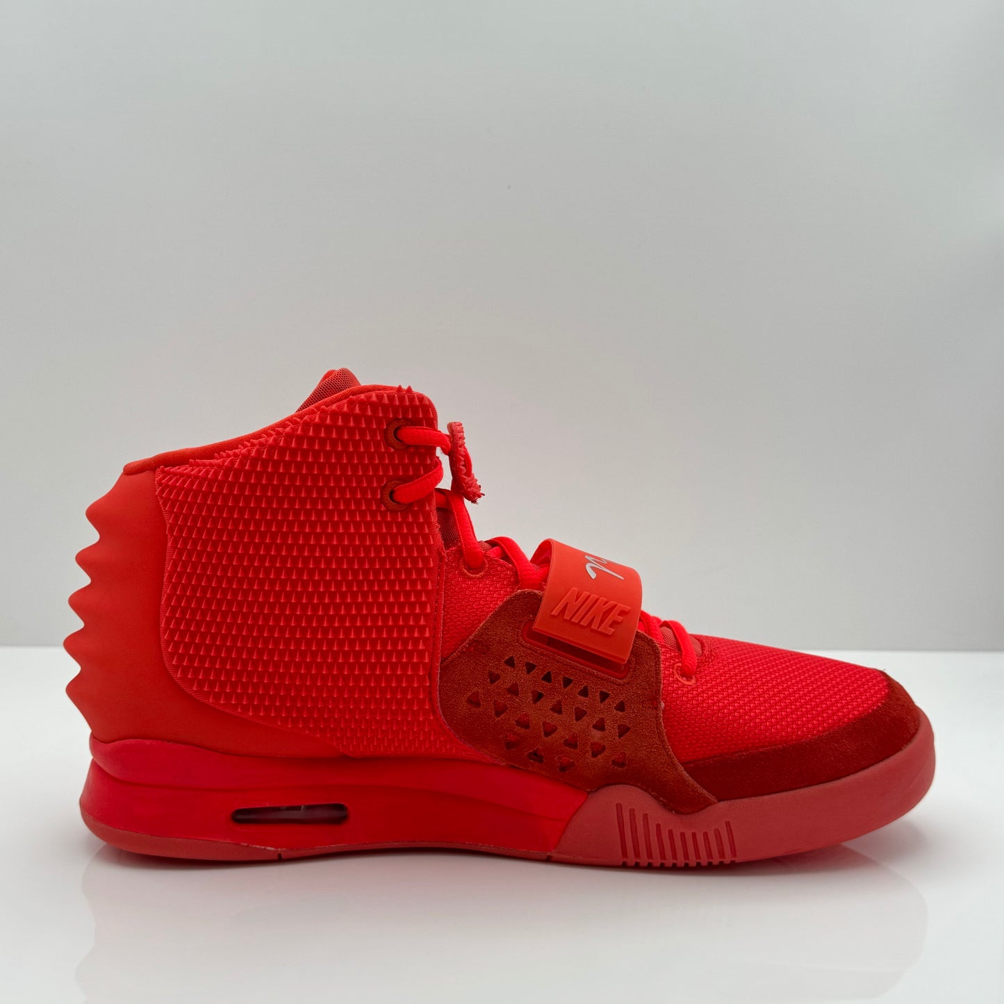 *SIGNED* Nike Air Yeezy SP 'Red October' *RARE*